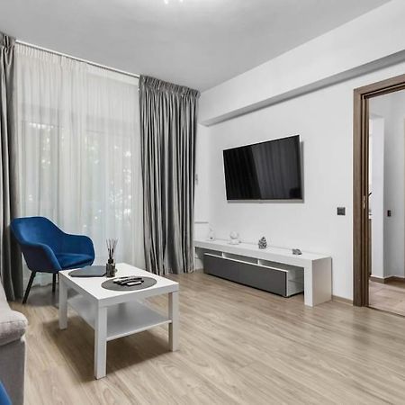 Heart Of Bucharest #Victoriei Apartment Exterior photo